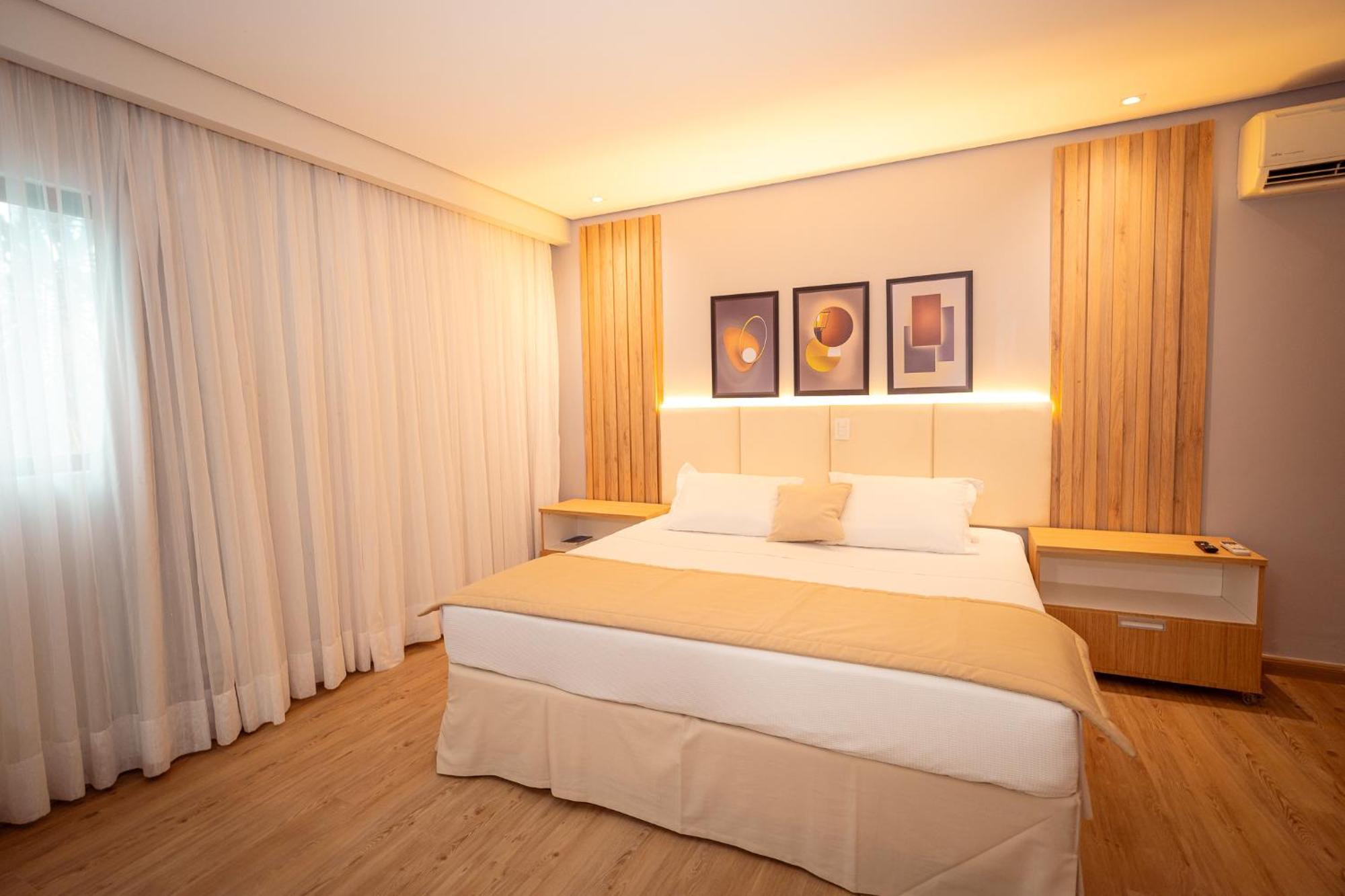 Hotel Girassol Plaza Palmas  Buitenkant foto